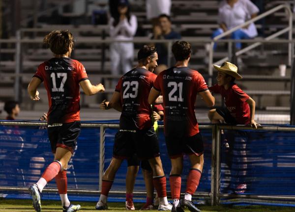 Heat earn berth, strengthen position atop table