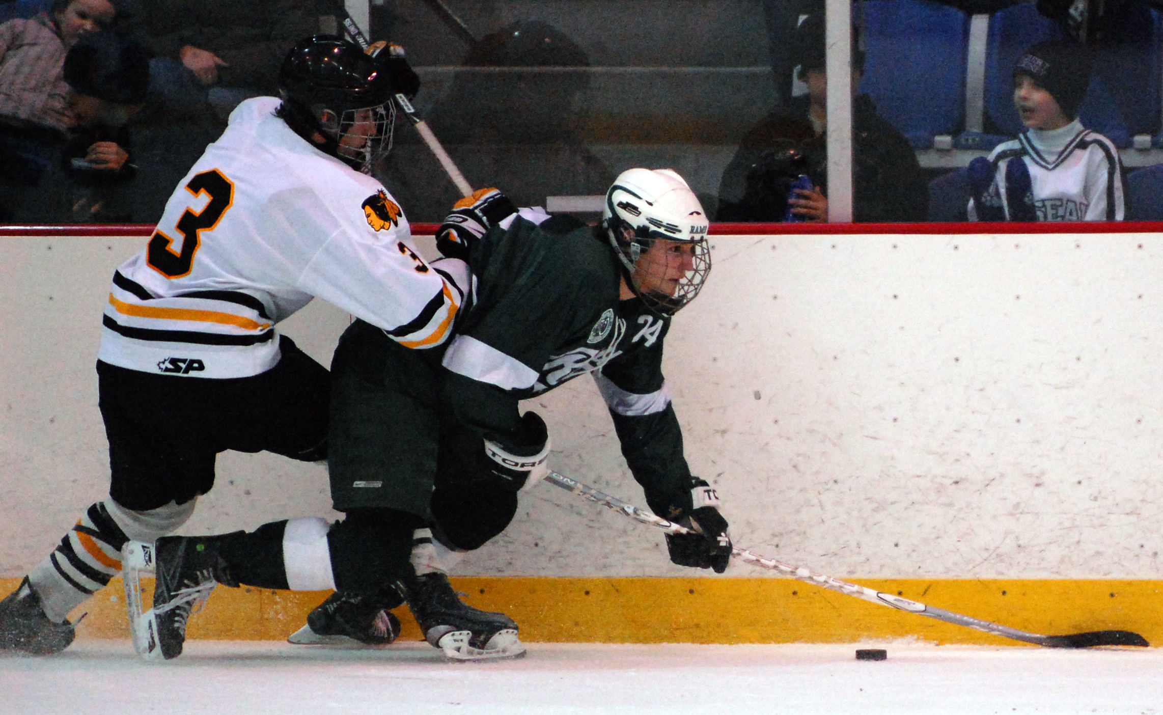 Roseau vs. Warroad Photos MN Boys' Hockey Hub High School Boys