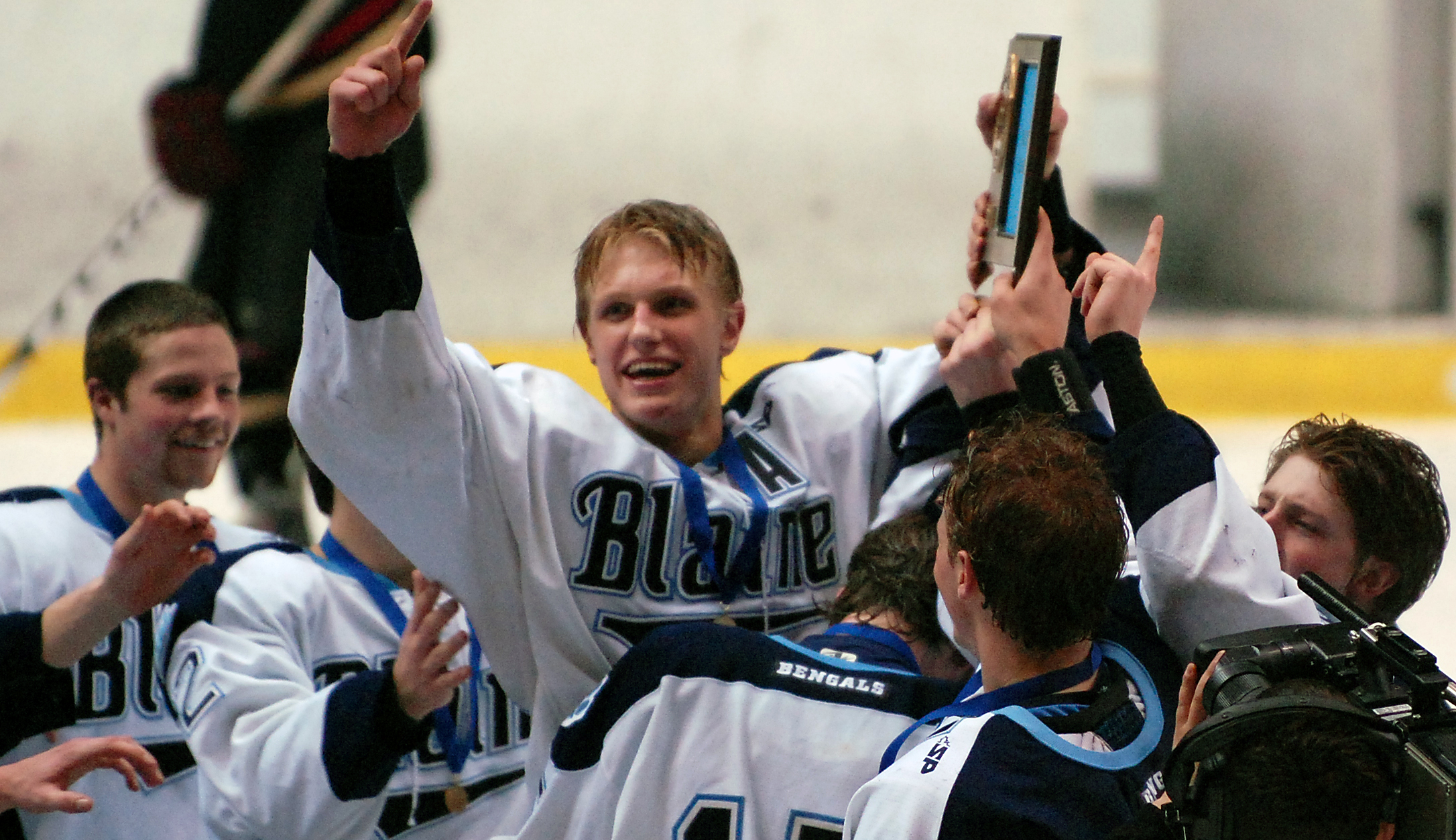 Maple Grove vs. Blaine Photos MN Boys' Hockey Hub High School