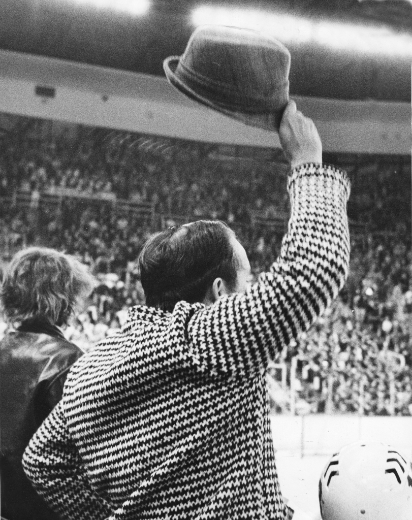 Willard Ikola, Eveleth Photos MN Boys' Hockey Hub High School