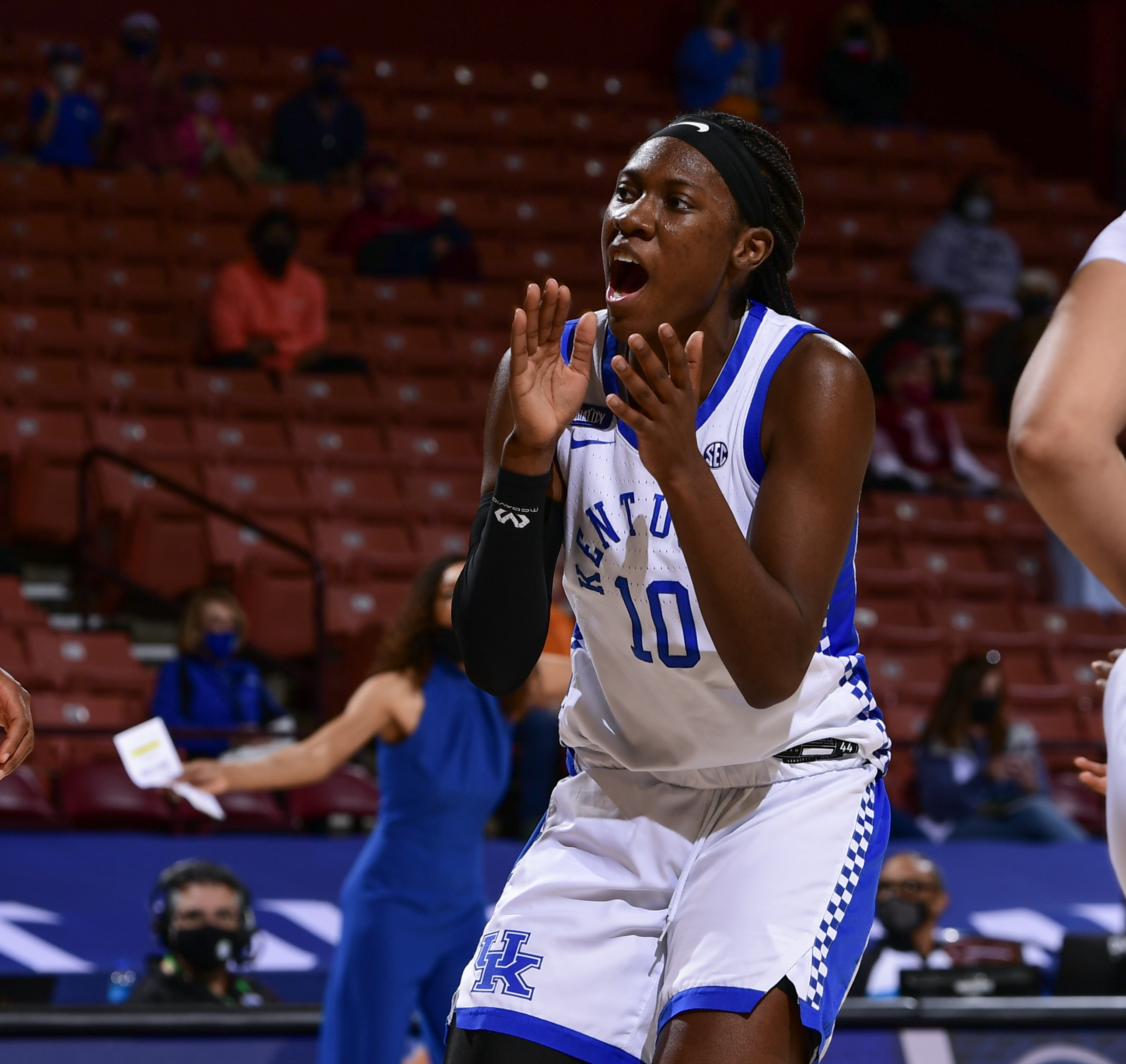 Kentucky_s_Rhyne_Howard__10__UF_vs_UK_030421_SEC_Women_s_Basketball_Conference_Tournament_Results_and_Highlights