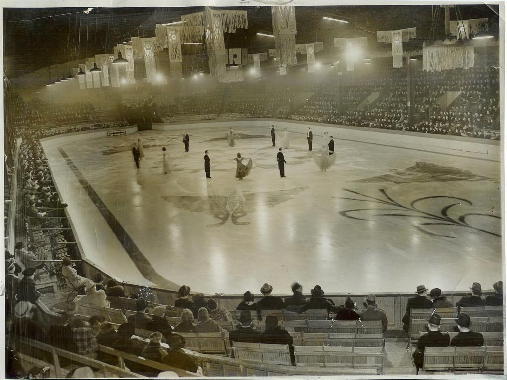  Photos Vintage Minnesota Hockey History