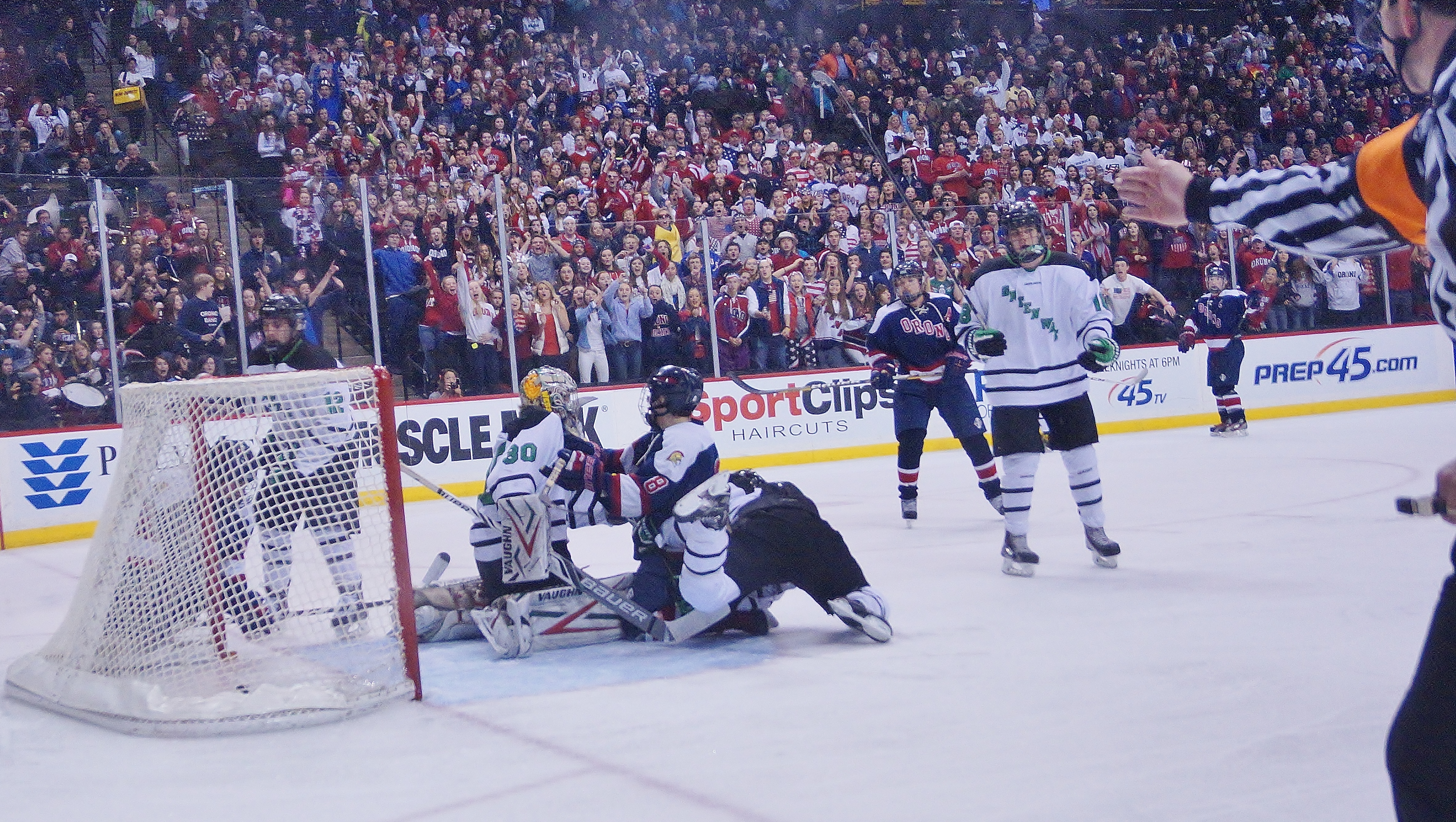 Spartans Can't Stop the Green Wave