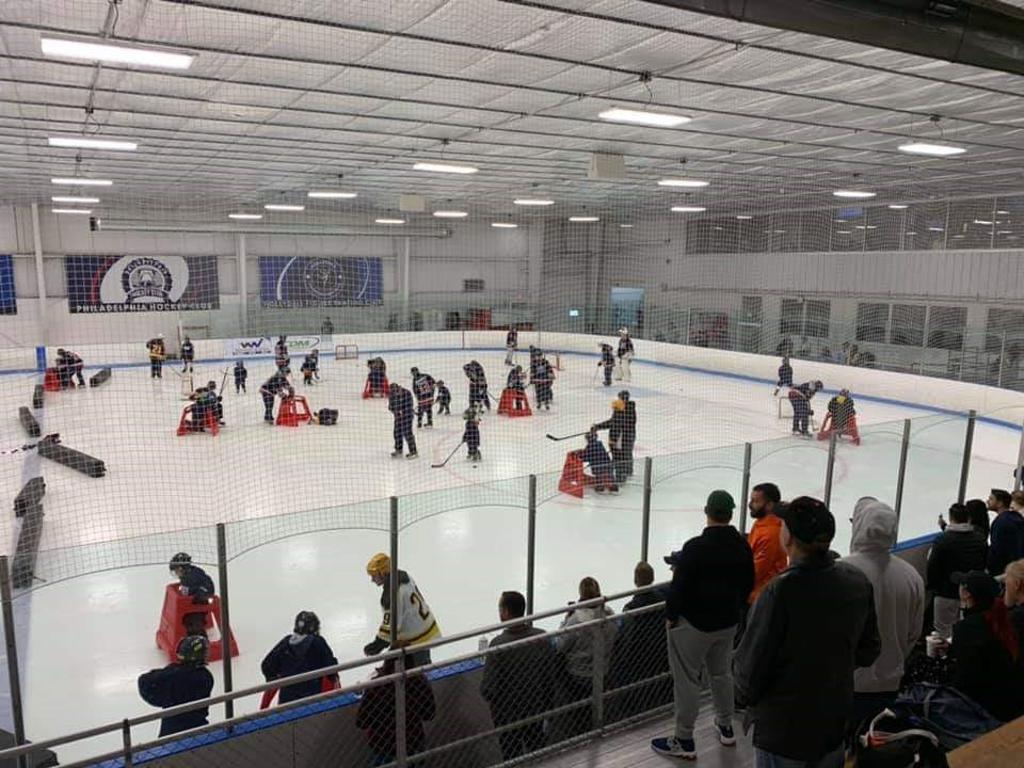  Photos Hollydell Ice Arena