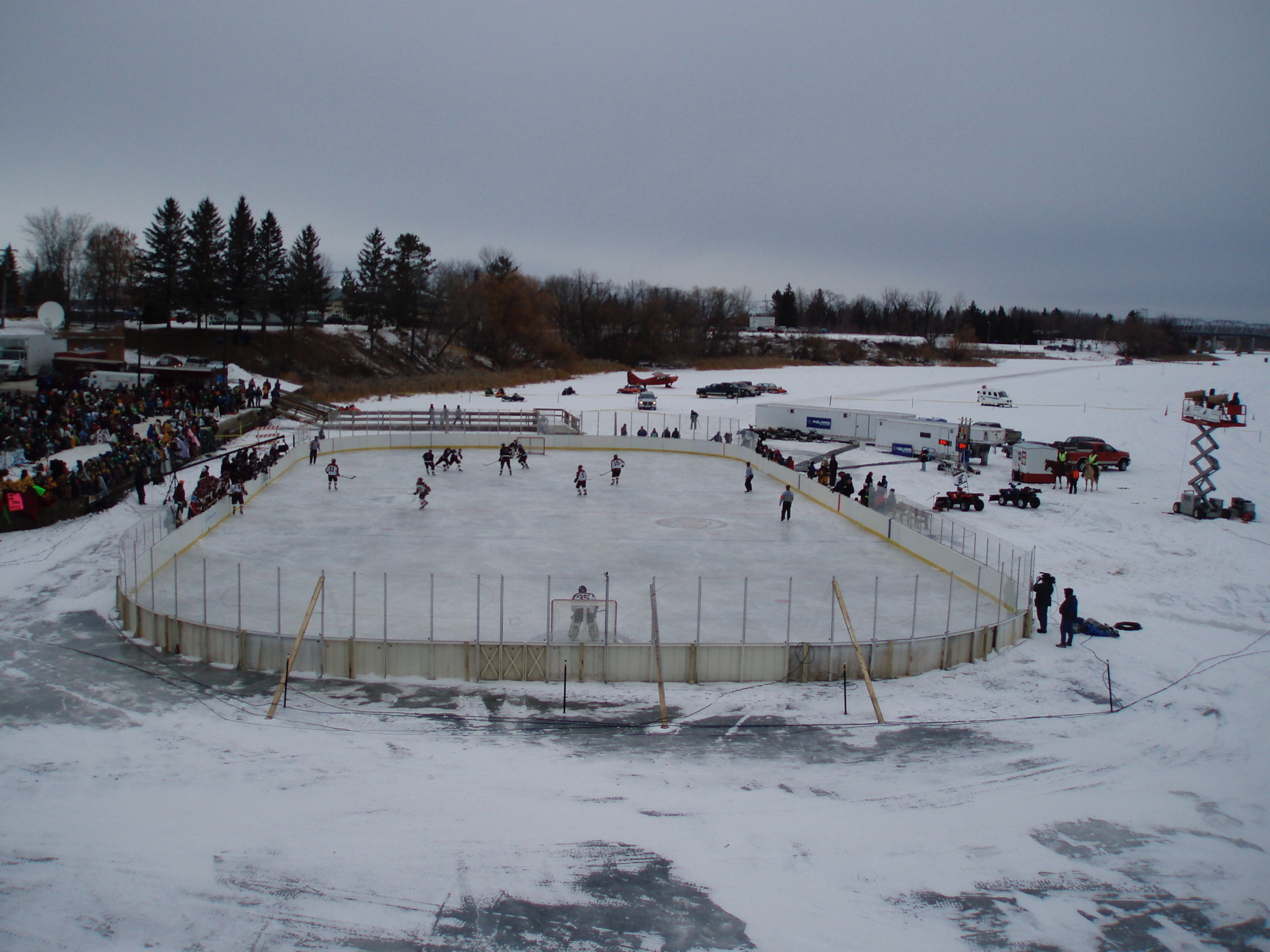 2007 Hockey Day Minnesota Baudette Bay January 20