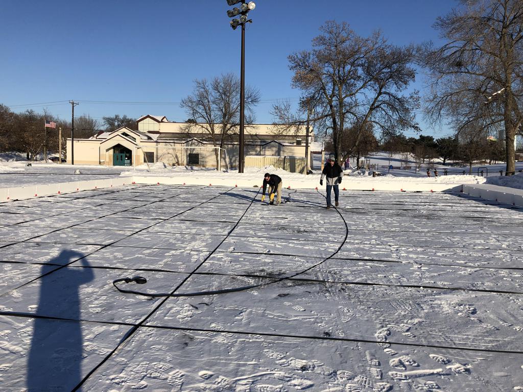 Minnesota Wild, US Bank, and EZ Ice donate new outdoor rink to the Herb